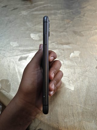 iPhone 11 64 GB Negro