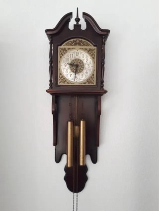 Orologio da parete a carillon in legno