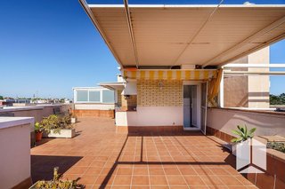 Dúplex en venta en Lluminetes en Castelldefels