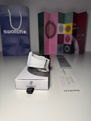 Orologio Swatch x Audemars Piguet Ocho Negro