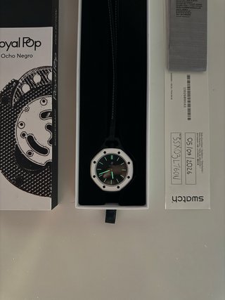 Orologio Swatch x Audemars Piguet Ocho Negro