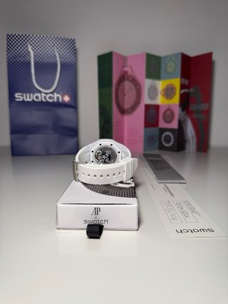 Orologio Swatch x Audemars Piguet Ocho Negro