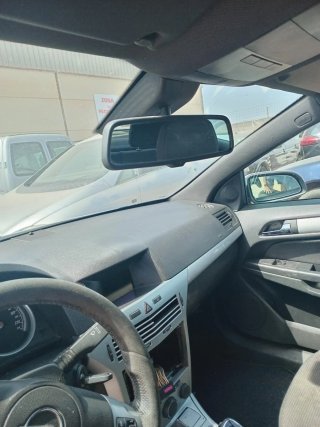 Despiece Opel Astra GTC 2009