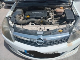 Despiece Opel Astra GTC 2009