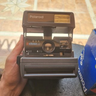 Polaroid 636 Closeup Instant Camera