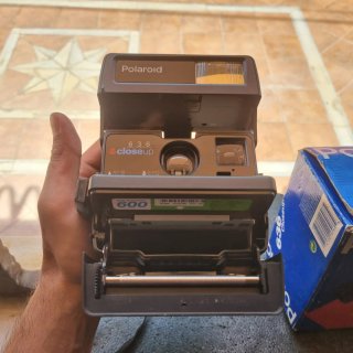 Polaroid 636 Closeup Instant Camera