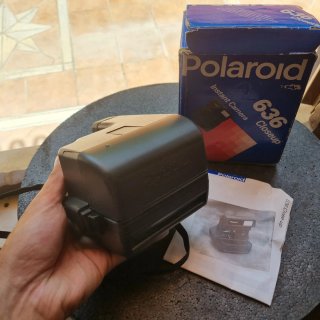 Polaroid 636 Closeup Instant Camera