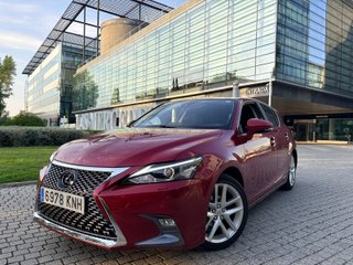 LEXUS CT 200 HYBRID LUXURY   !! SOLO 14.000 KMS !!