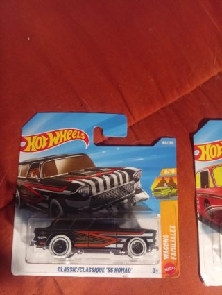 Lote 4 coches Hot Wheels: Camaro, Lotus, Nomad, Ra