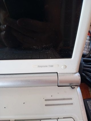 Packard Bell EasyNote T366 Portátil