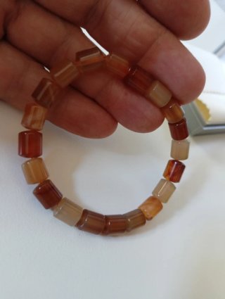 Bracciale elastico di Corniola