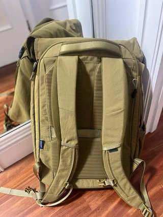 Mochila Thule Paramount 27L Verde Oliva