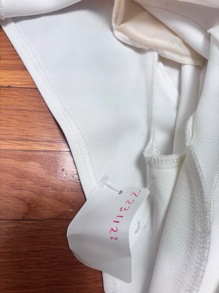 Enterizo corto blanco elegante