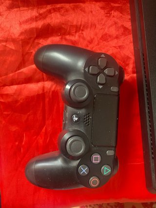 PS4 (PlayStation 4) con 2 mandos