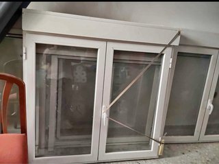 Ventanas de aluminio abatible