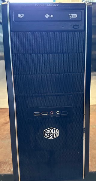 Ordenador Cooler Master con Grabadora LG