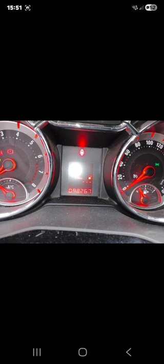 Opel ADAM 2016. ETIQUETA  C
