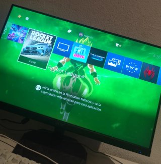 PS4 con Mando Original y 6 Juegos