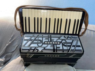 Fisarmonica Hohner Verdi II 80 bassi