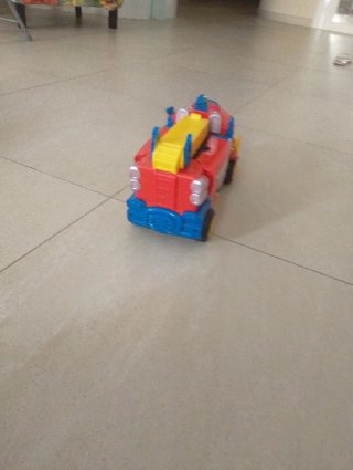 Camión de Rescate Superthings (Rescue Truck)