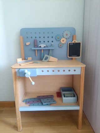 Banco de trabajo infantil de madera