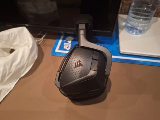 Corsair Void Max Wireless V2 Gaming Headset