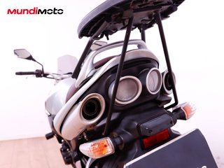 SUZUKI GSR 600