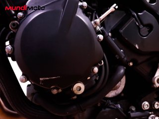 SUZUKI GSR 600