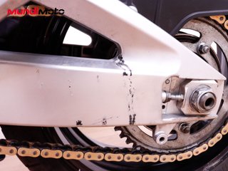 SUZUKI GSR 600