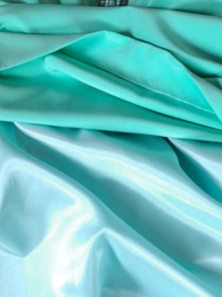 Vestido de verano verde azulado