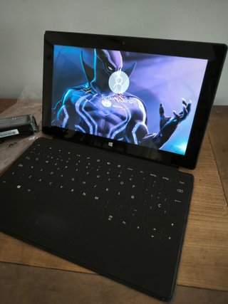 Microsoft Surface RT + W10 + Office 2013 + SSD
