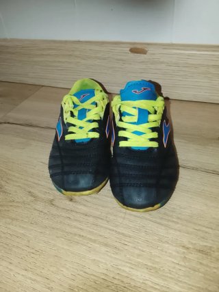 Lote Deportivas Joma Negras y Amarillas ay tallas