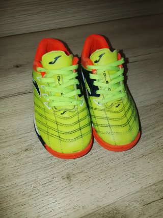 Lote Deportivas Joma Negras y Amarillas ay tallas