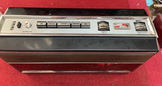 Antiguo magnetofón grabadora Grundig TK 2200