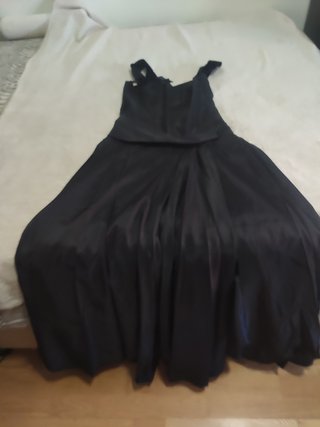 Vestido largo negro de marca