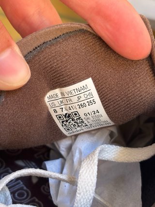 Zapatillas Adidas Spezial Marrones y Blancas