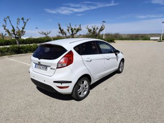 Ford Fiesta 1.6 tdci 95 CV 5 p.  2014