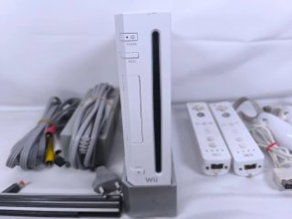 Pack Consola Wii con juegos y mandos.