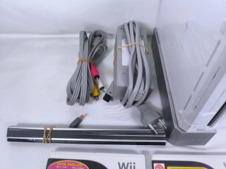 Pack Consola Wii con juegos y mandos.