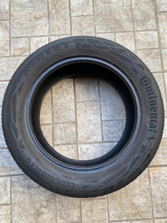 Neumático 205/55 R16 CONTINENTAL