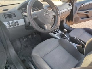 Opel Astra 2006