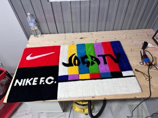 Alfombra personalizada Nike F.C. Joga TV