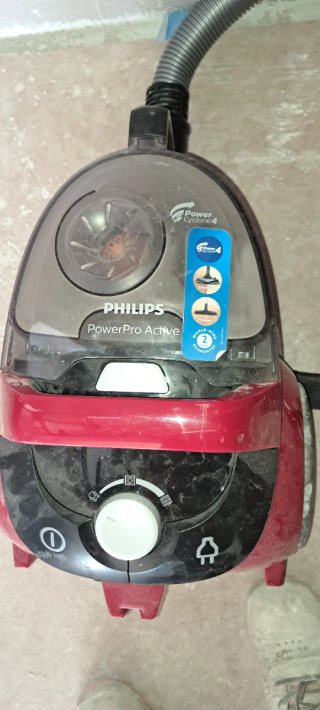 Aspiradora Philips Power 4