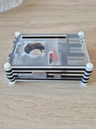 NUEVA Carcasa Raspberry Pi 3 B+