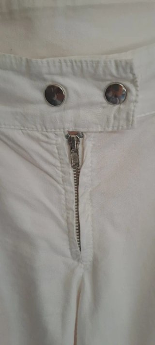 Pantaloni cargo bianchi donna con tasche