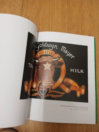 libro catálogo de arte "LO+POP