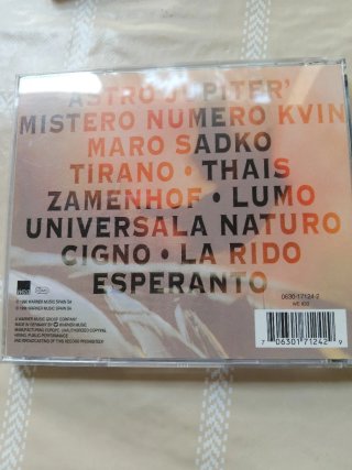 2 CDs The Corrs y Malú