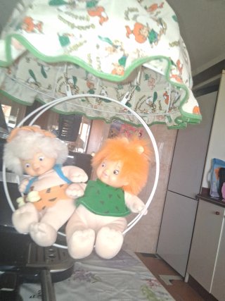 Lámpara infantil con figuras de Los Picapiedra