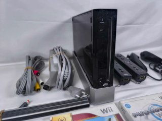 Consola Nintendo Wii Negra + Juegos y Accesorios
