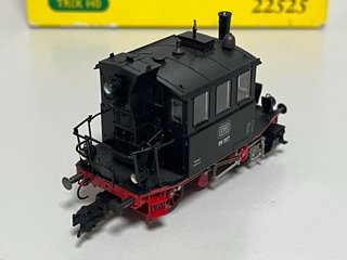 Locomotora BR 98 DB Trix H0 “Caja cristal” DIGITAL